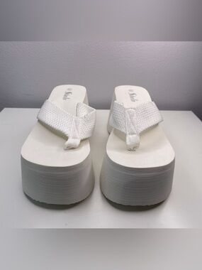 white chunky platform thong sandals, size 6.5 / 37